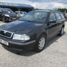 Fotka k inzerátu Škoda Octavia 1,6 i 75kw Ambiente Combi bez / 19136812