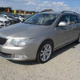 Fotka k inzerátu Škoda Superb 2,0 TDI CR 103kW Elegance, bez / 19138563