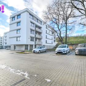 Fotka k inzerátu Prodej bytu 2+1, 53 m², zahrada 44 m², Libčice nad Vltavou, okres Praha západ / 19330928