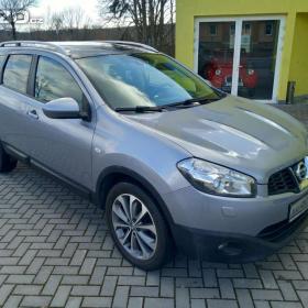 Fotka k inzerátu Nissan Qashqai +2, 2,0DCi 4x4 AUTOMAT 7 MÍST / 18189642