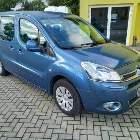 Fotka k inzerátu Citroën Berlingo 1,6i 1. MAJITEL BEZ KOROZE !  / 19223547