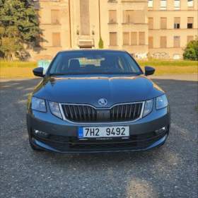 Fotka k inzerátu Škoda Octavia 1,0 Škoda Octavia 3, 1.0 TSI, 85 k / 19131676